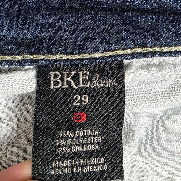 BKE Denim Dakota 21 Crop Jeans Size 29 Dark Wash Cuffed - Picture 7 of 7